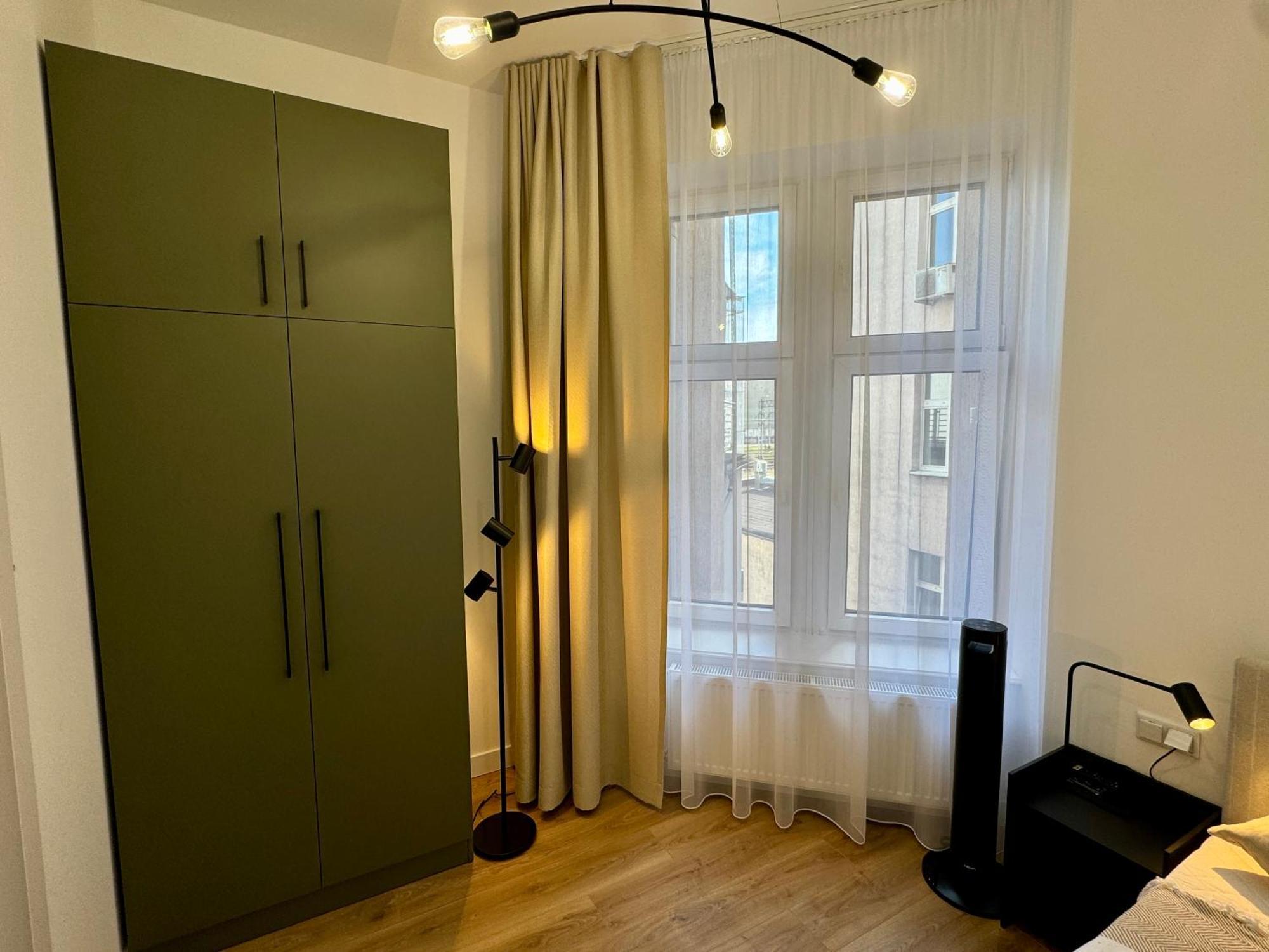 Przystanek Katowice Mariacka 7 Apartment Luaran gambar