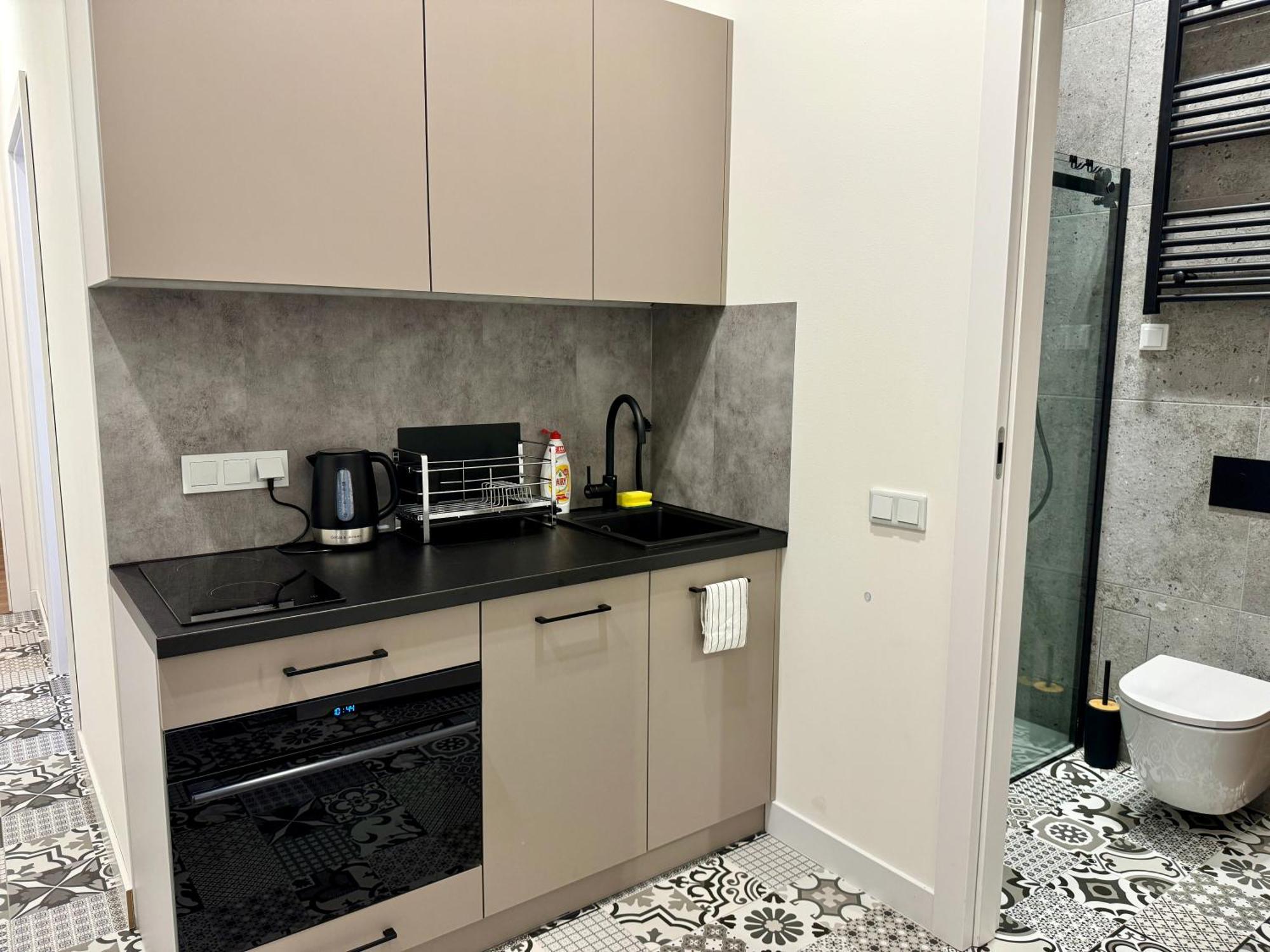 Przystanek Katowice Mariacka 7 Apartment Luaran gambar