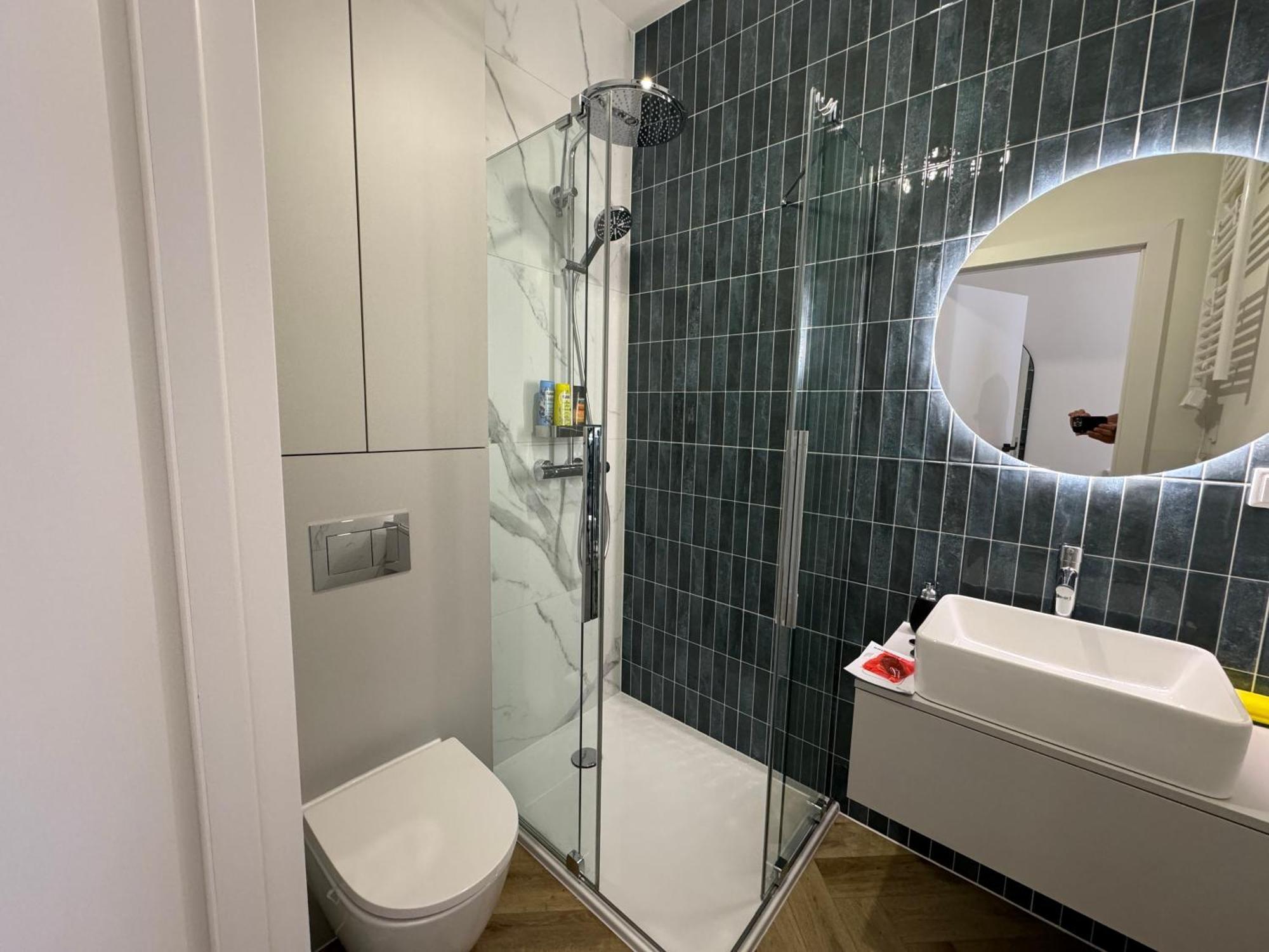 Przystanek Katowice Mariacka 7 Apartment Luaran gambar
