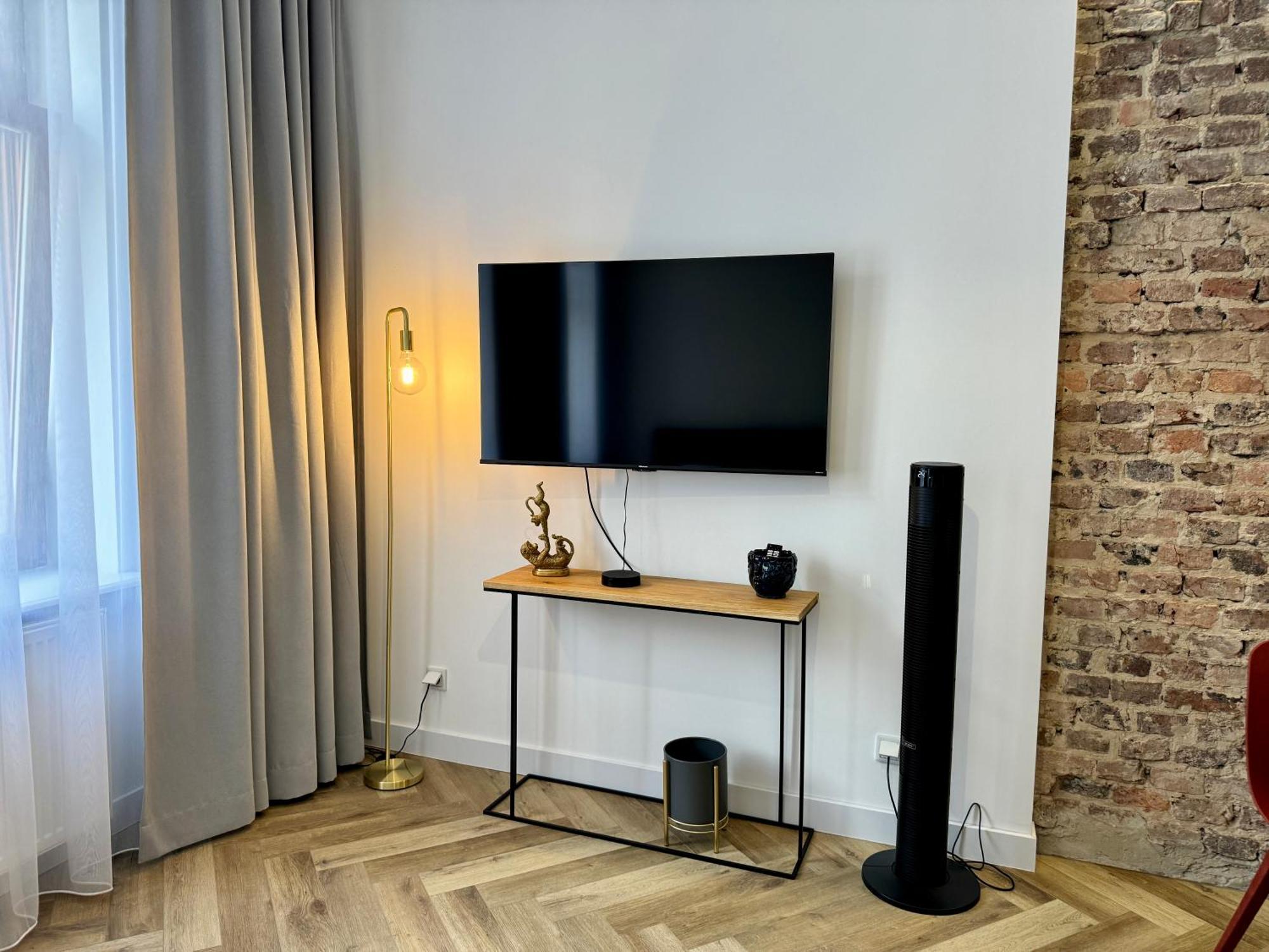 Przystanek Katowice Mariacka 7 Apartment Luaran gambar