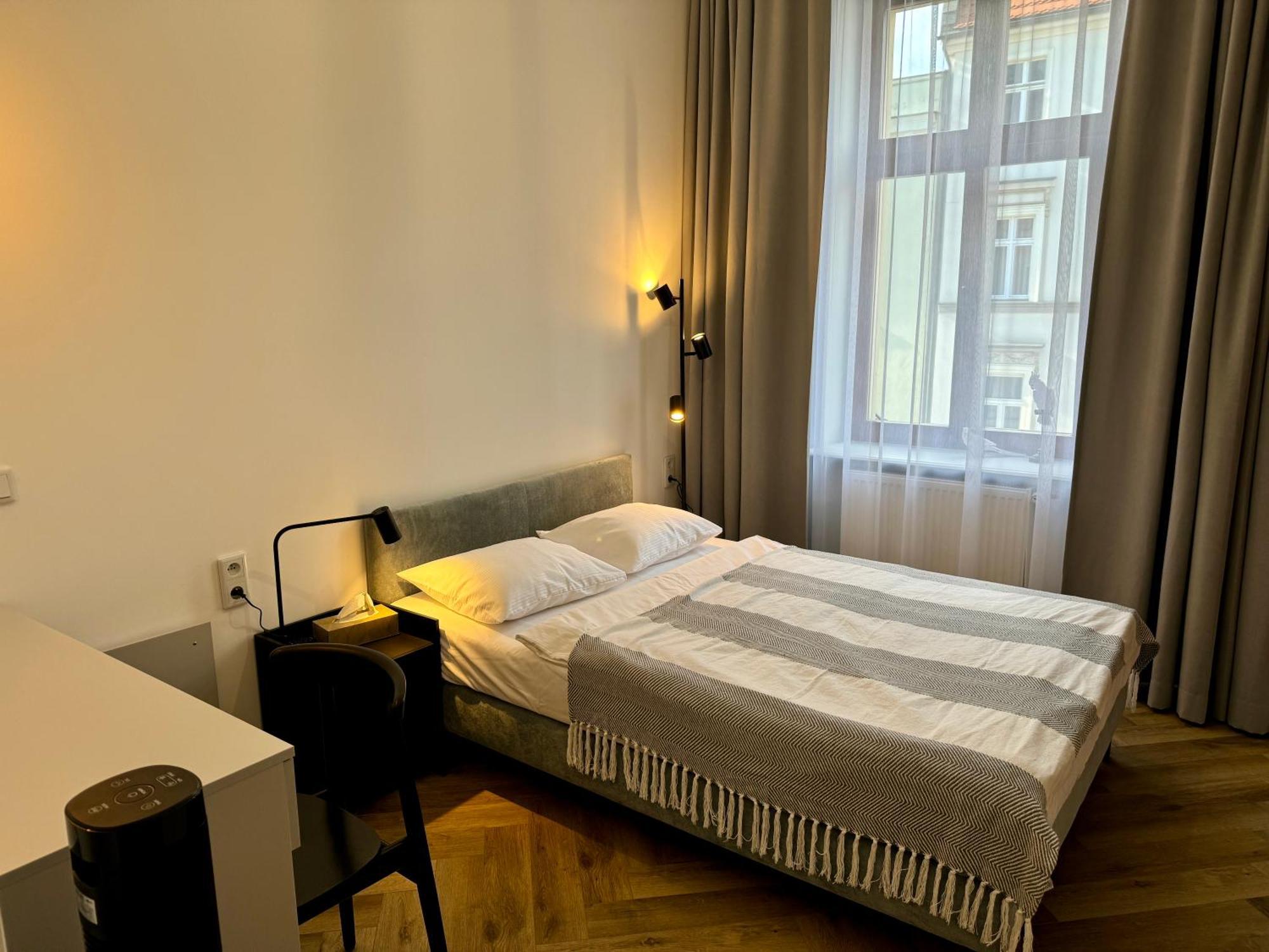 Przystanek Katowice Mariacka 7 Apartment Luaran gambar